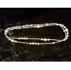 Długi naszyjnik z pereł i kryształków firmy Jablonex